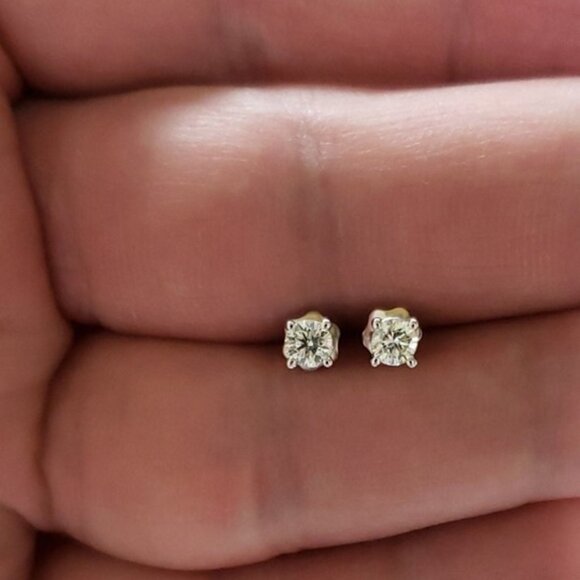 14K Gold 0.25 Ct Lab Grown Diamond Earrings - Picture 1 of 2